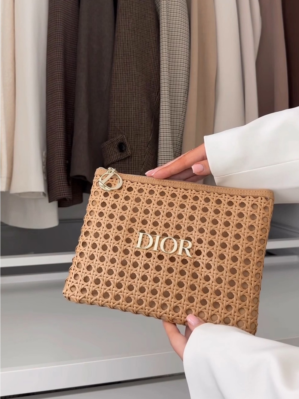 Dior Beauty Solar Pouch 2026- Not yet available in the USA. Only 1 available! - Picture 3 of 9